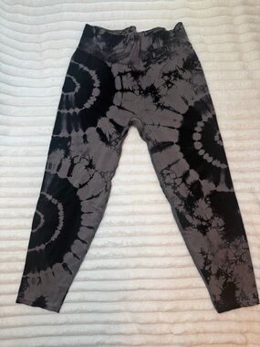 PINK Active Tie Dye Leggings XL High Rise Ribbed Black Gray Cropped